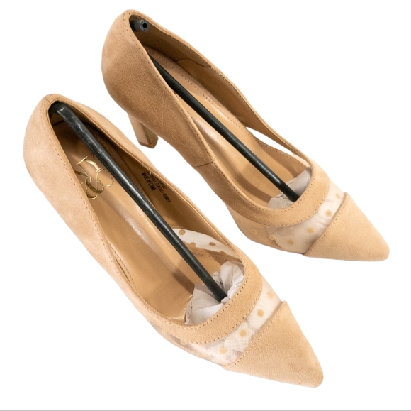 New York and Company Briar Pump Nude -6.5 - Picture 3 of 4